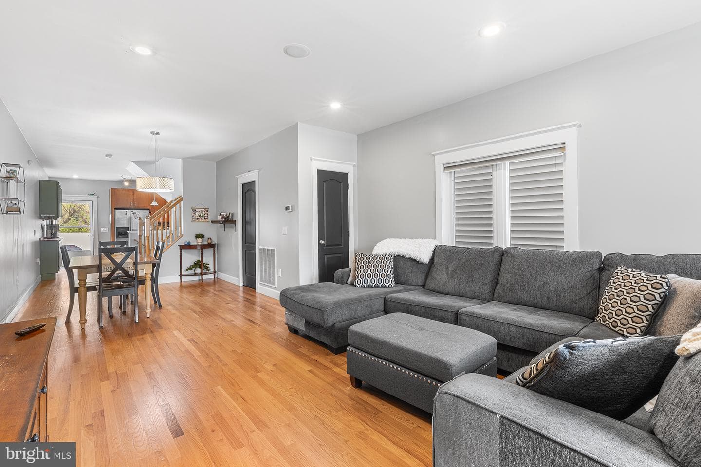339 Delmar Street photo 6