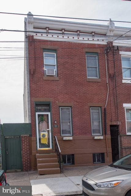 134 Dickinson Street photo 25