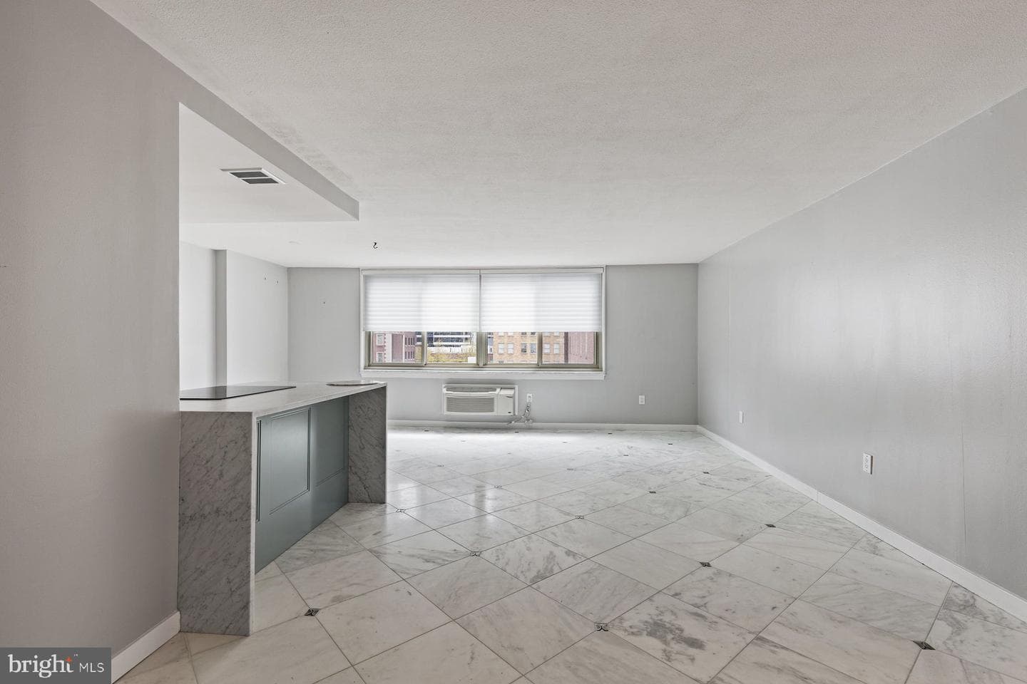 1919 Chestnut Street #718 photo 8