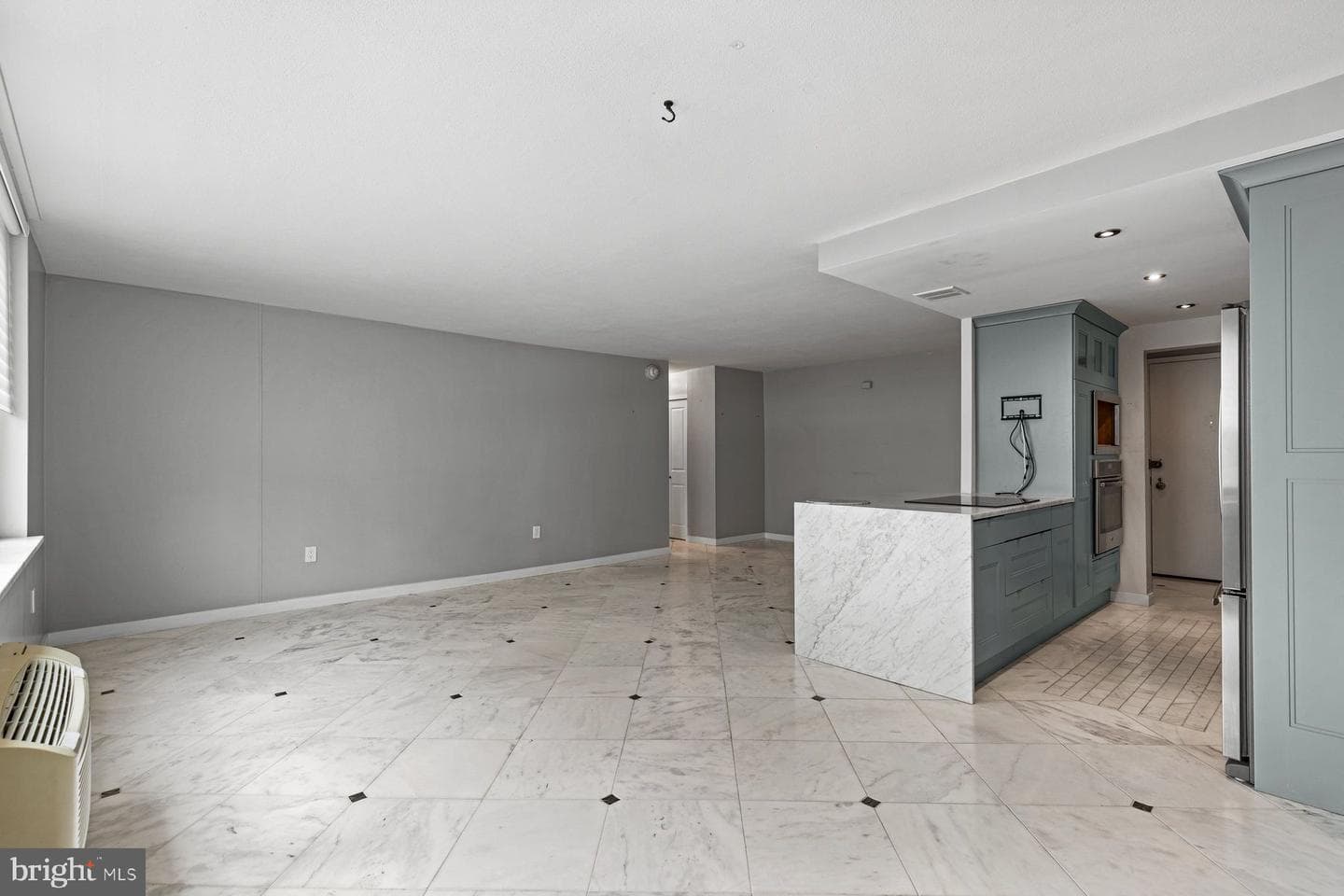 1919 Chestnut Street #718 photo 9