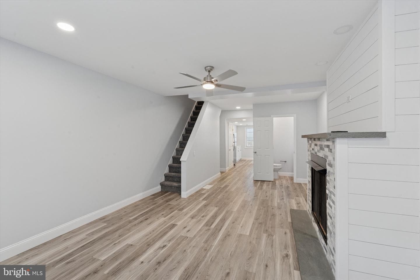 408 Durfor Street photo 6