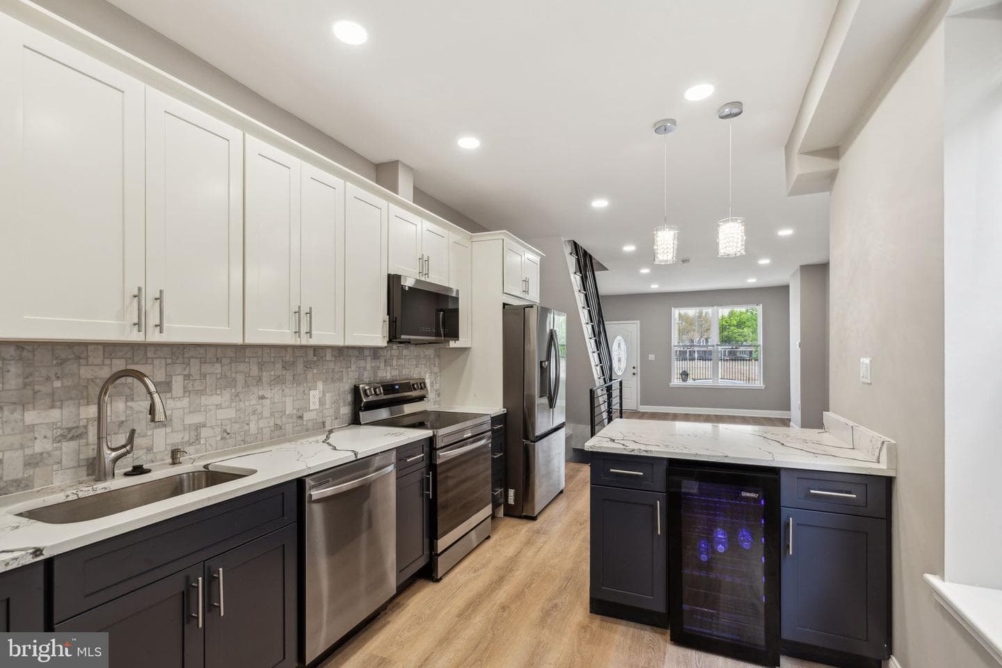 2954 Cedar Street photo 1