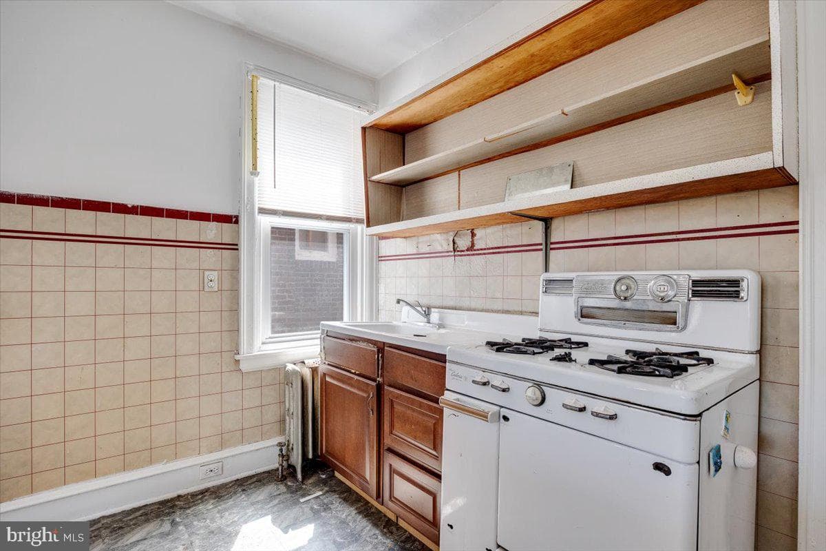 6124 Washington Avenue photo 20
