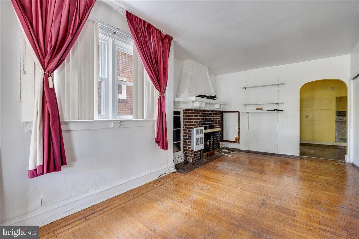 6124 Washington Avenue photo 3
