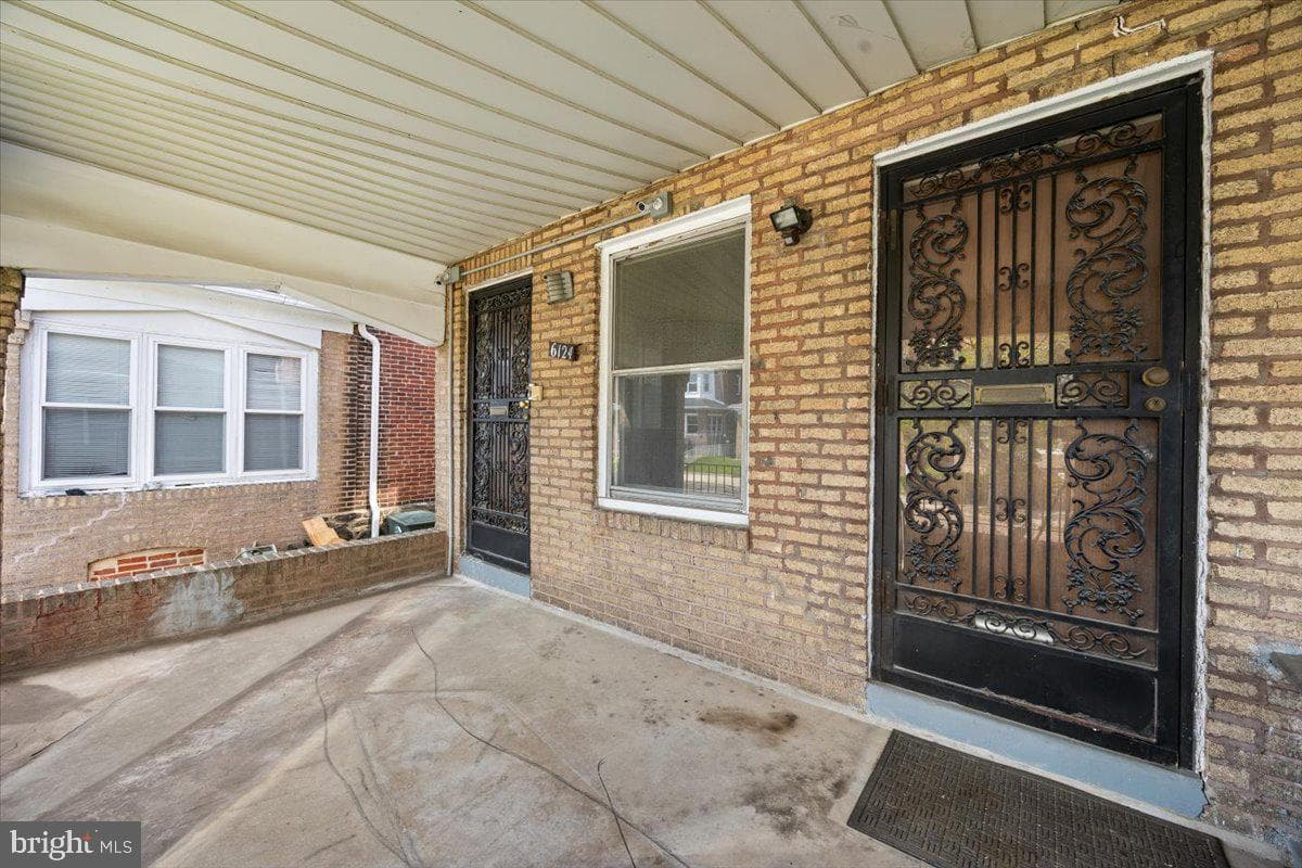 6124 Washington Avenue photo 37
