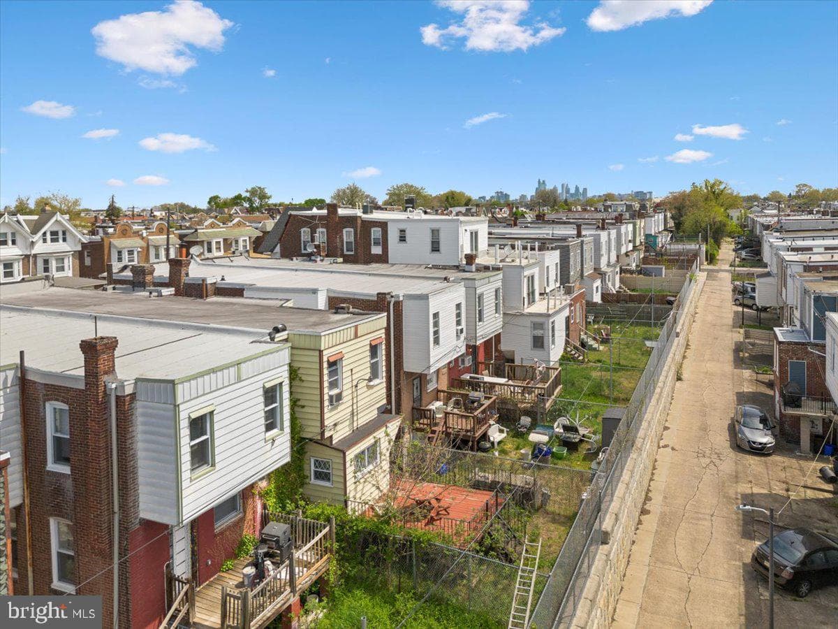 6124 Washington Avenue photo 41