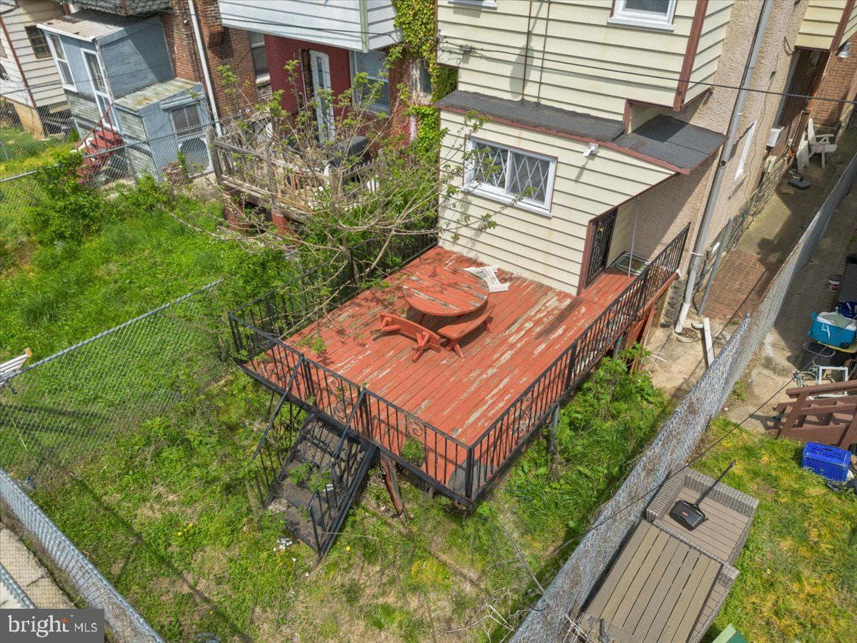 6124 Washington Avenue photo 42