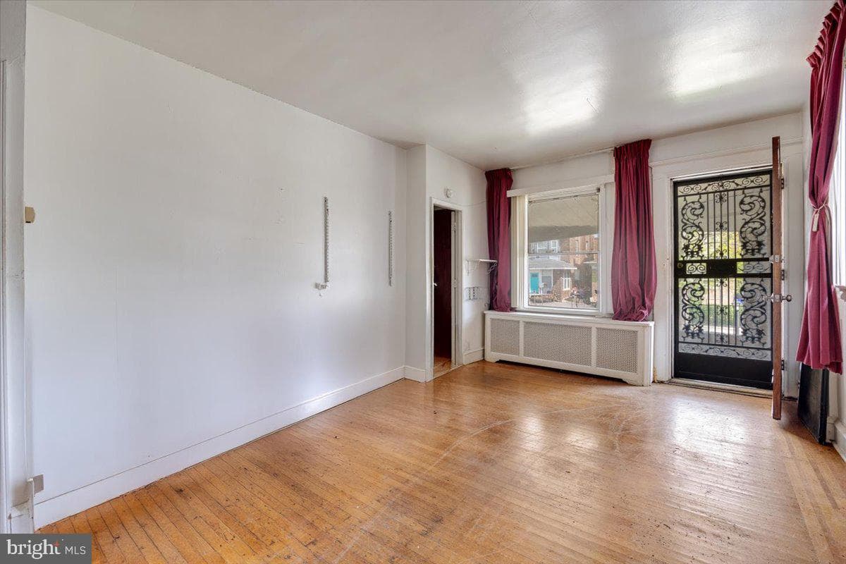 6124 Washington Avenue photo 5