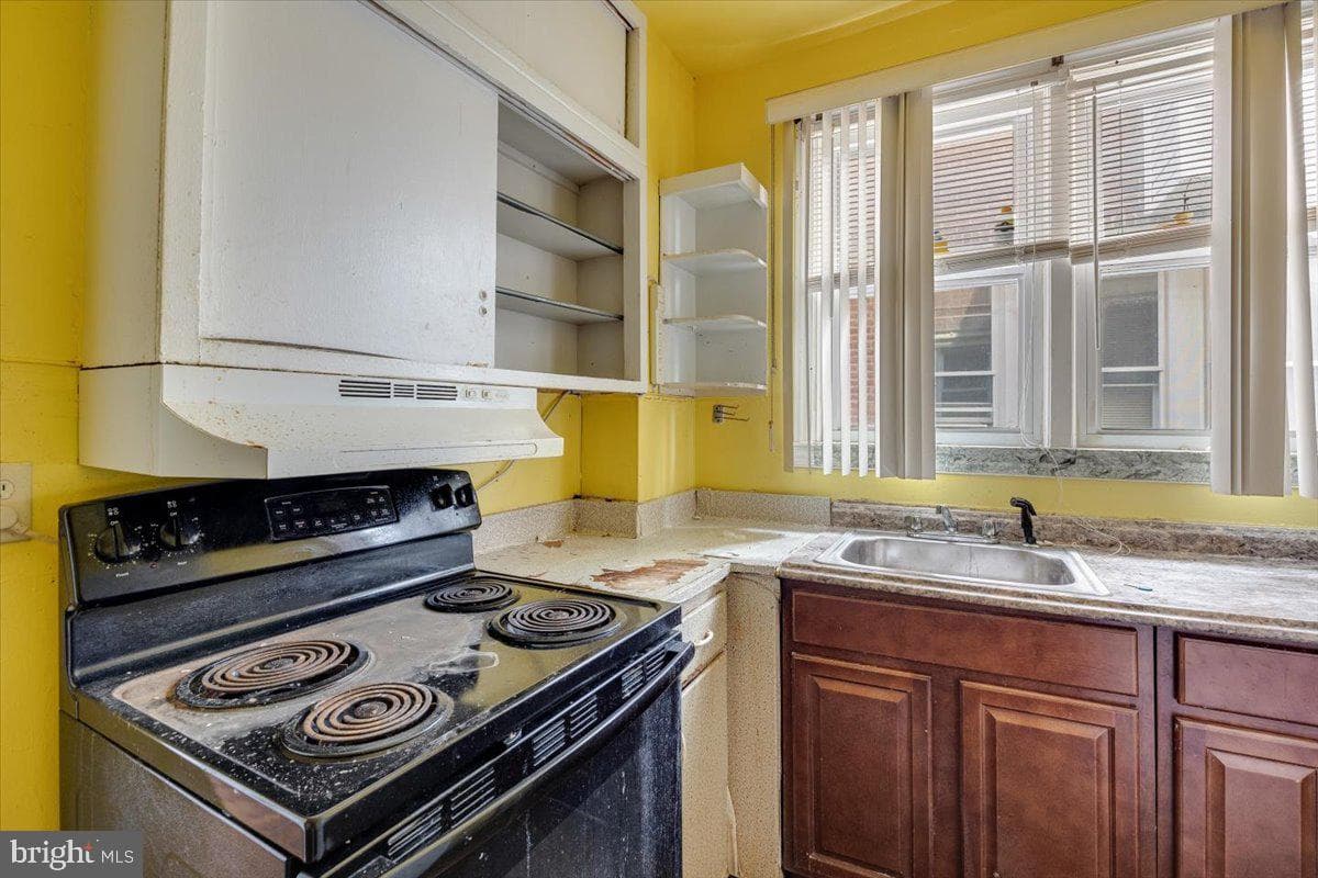 6124 Washington Avenue photo 6