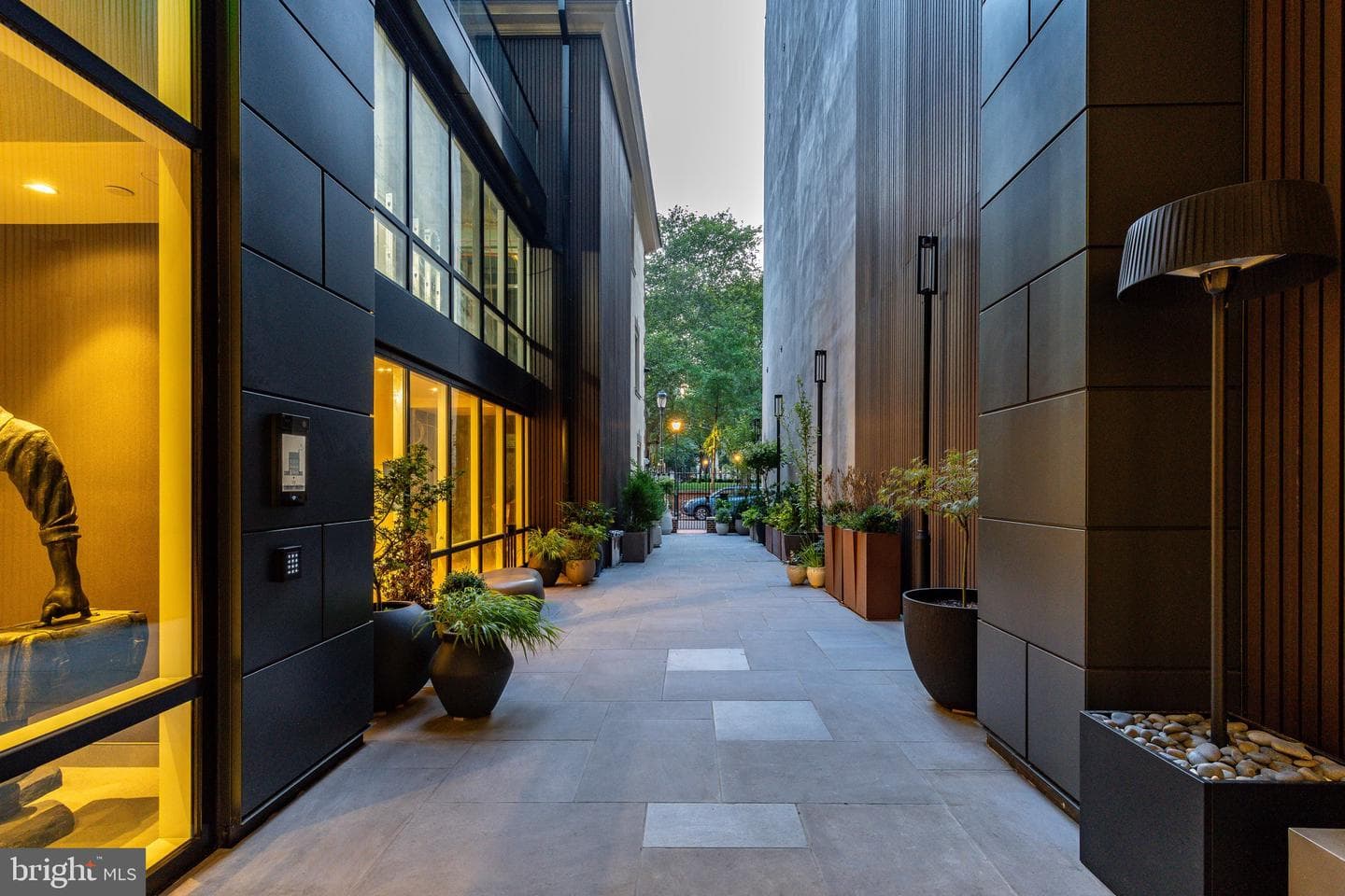 223 S 6th Street #701 photo 6