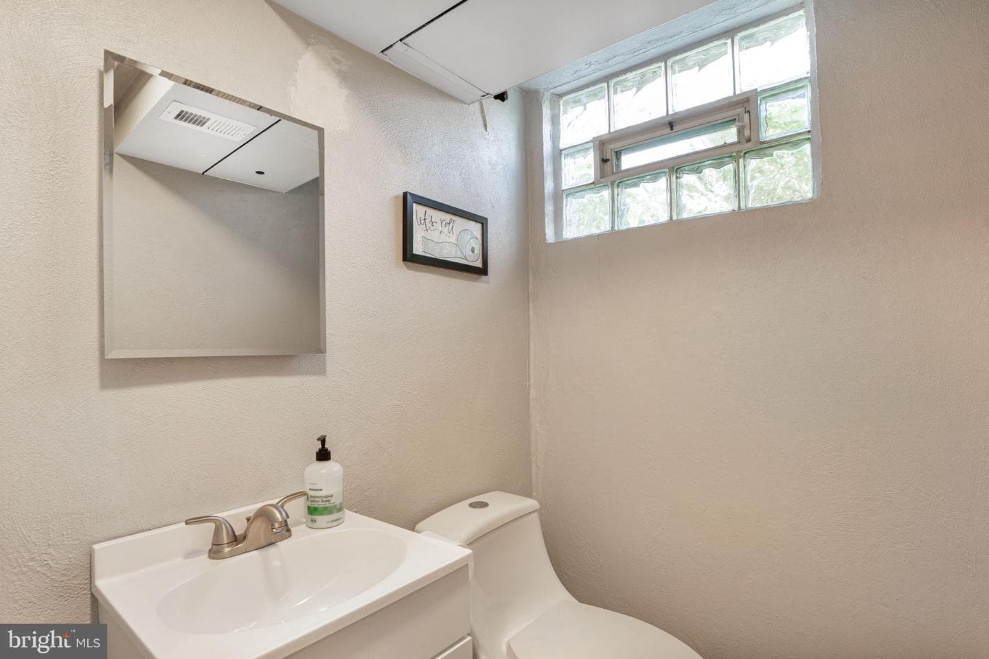 617 Emerson Street photo 22