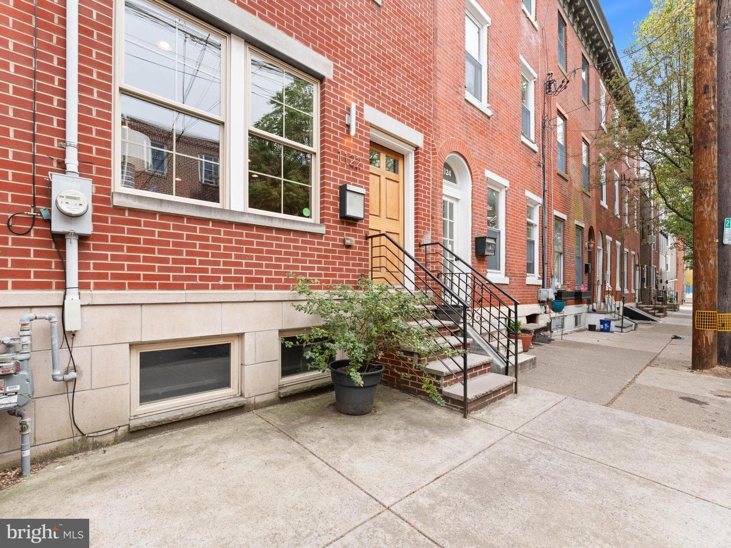1122 Carpenter Street photo 3