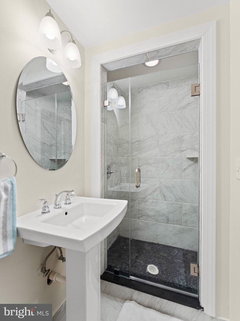 1122 Carpenter Street photo 32