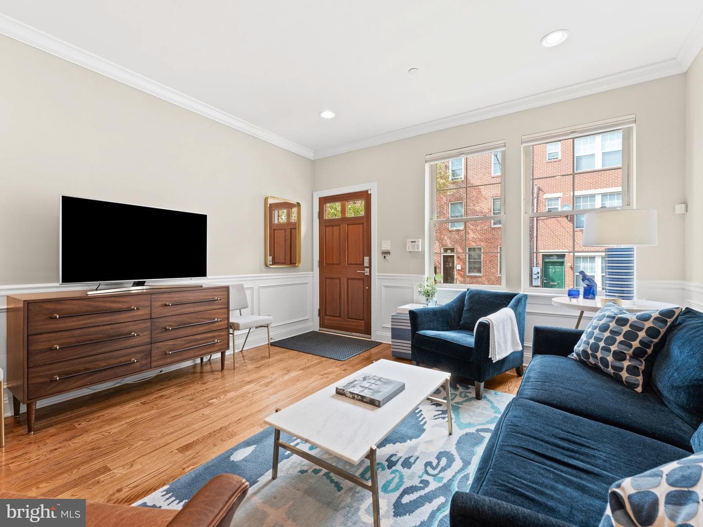 1122 Carpenter Street photo 5