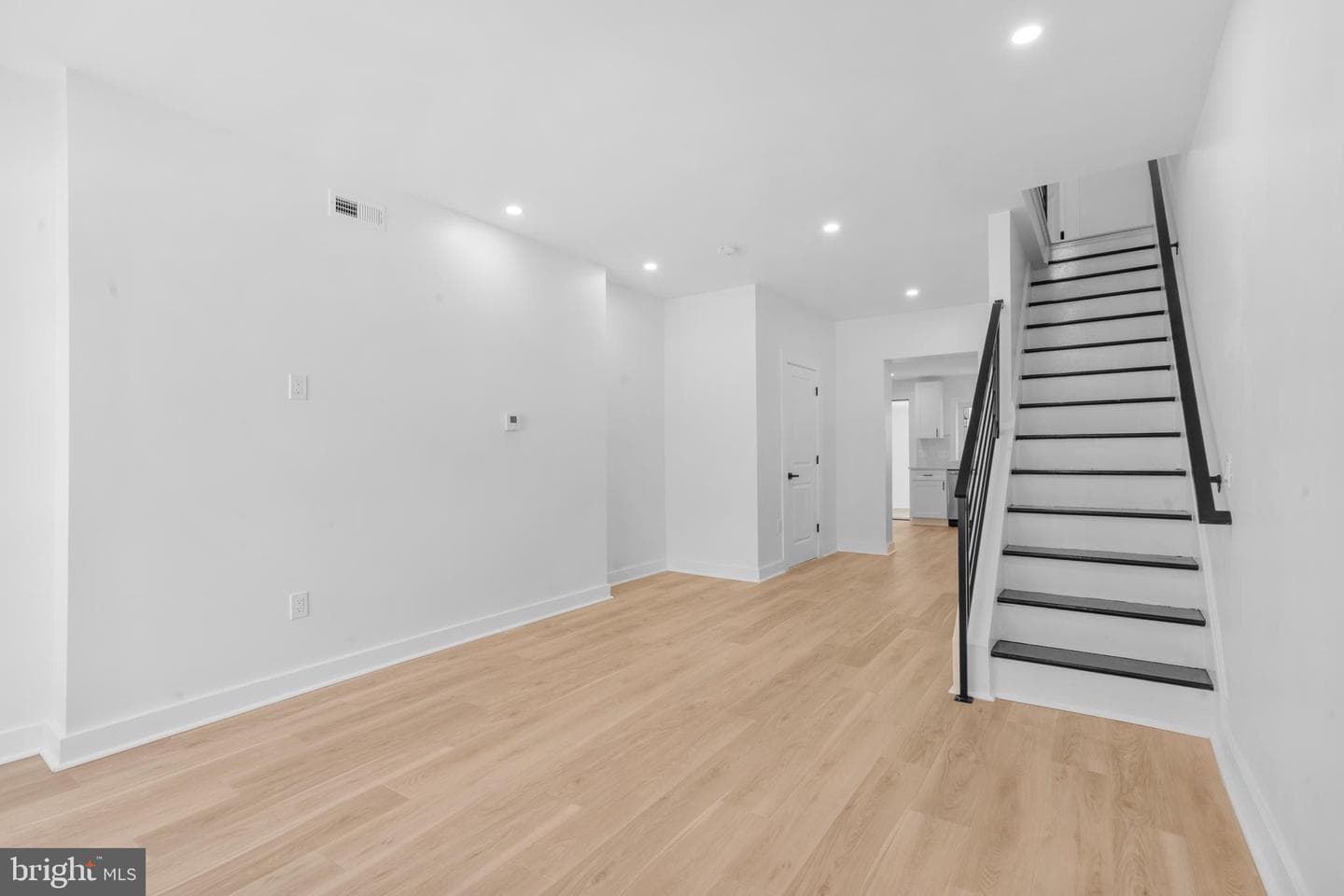 1116 Cantrell Street photo 5