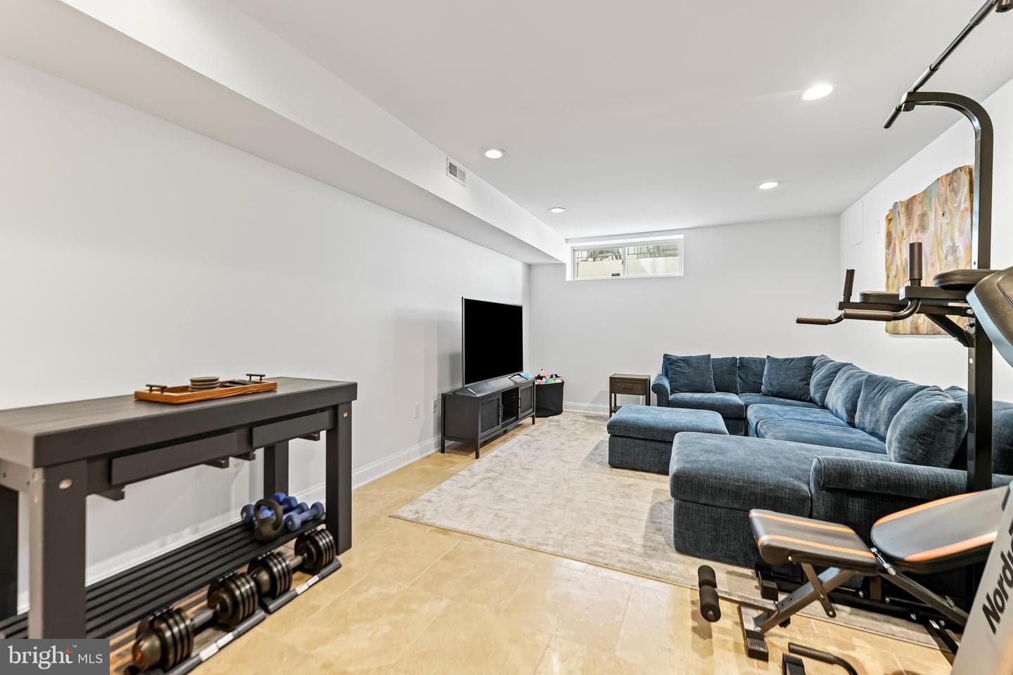 1530 Bainbridge Street photo 27