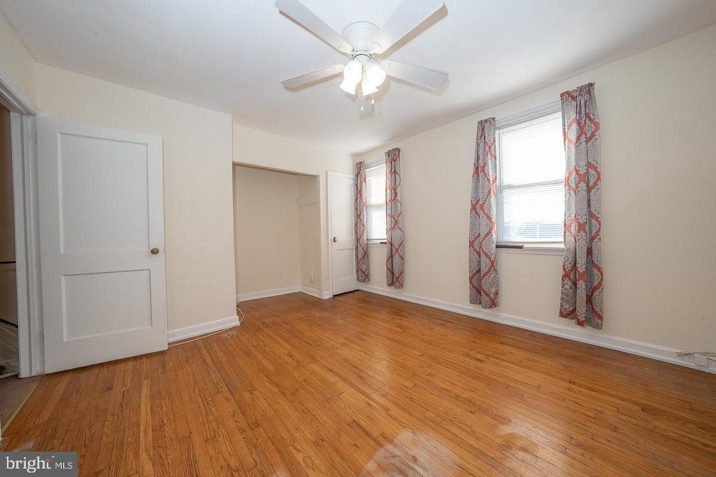 8022 Moro Street photo 16