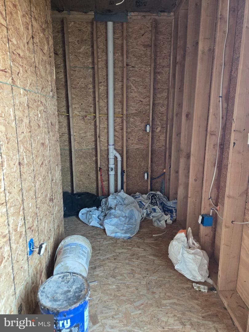 1406 E Moyamensing Avenue photo 17