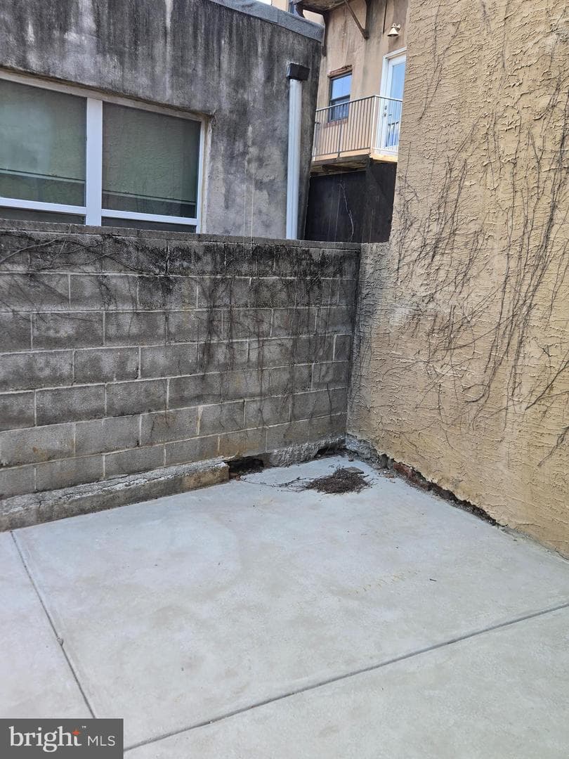 1406 E Moyamensing Avenue photo 18
