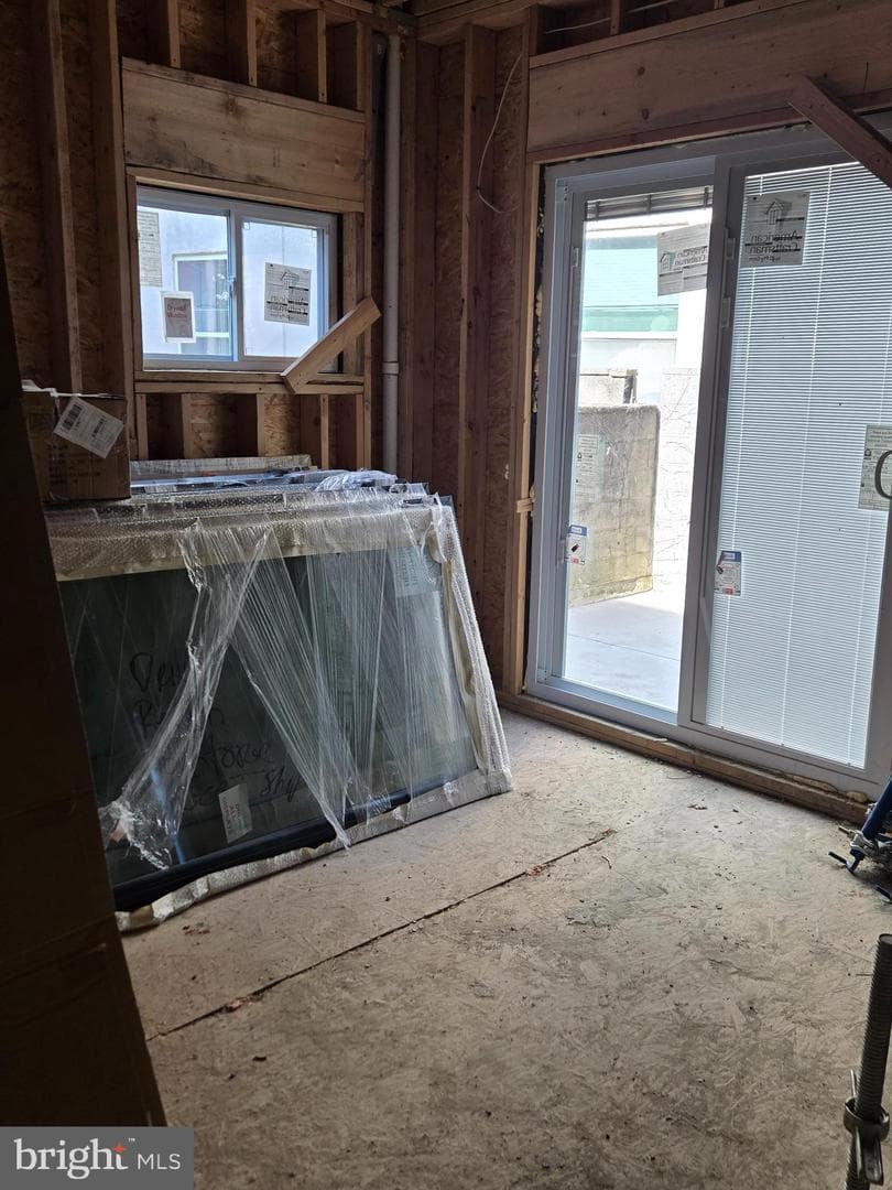 1406 E Moyamensing Avenue photo 4