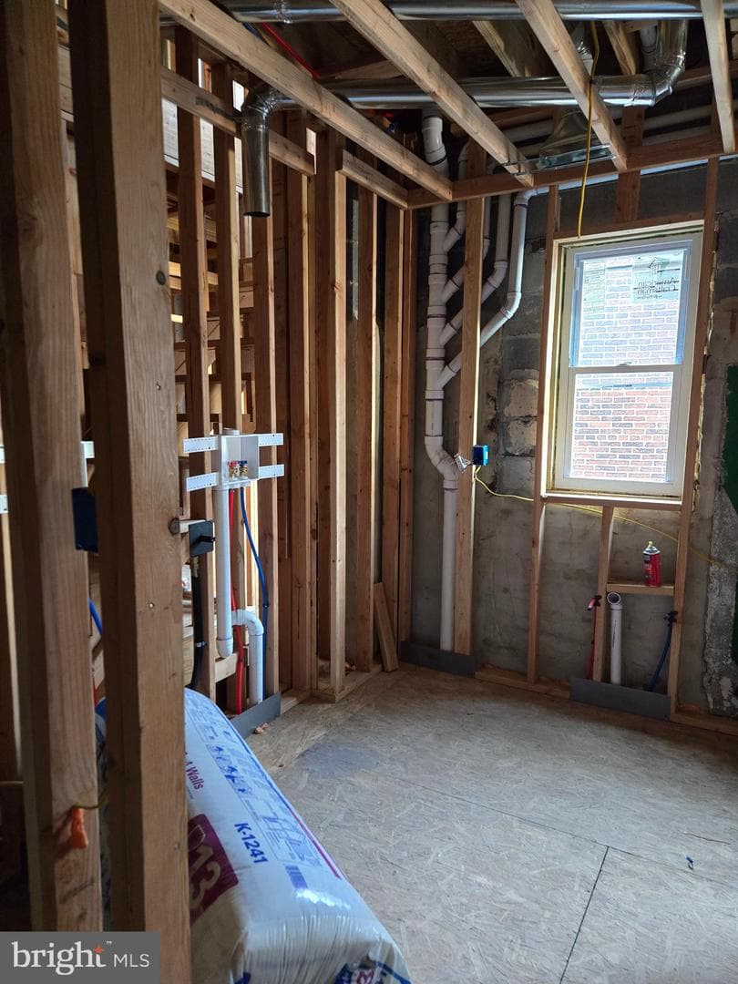 1406 E Moyamensing Avenue photo 7