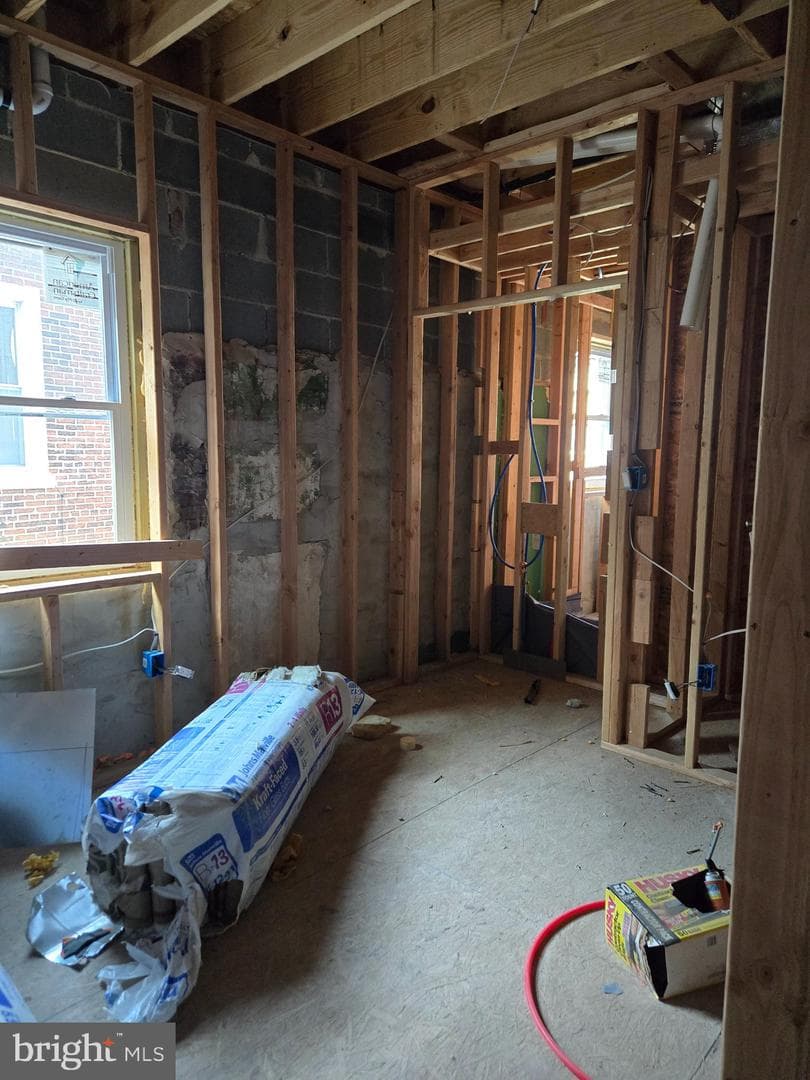 1406 E Moyamensing Avenue photo 8