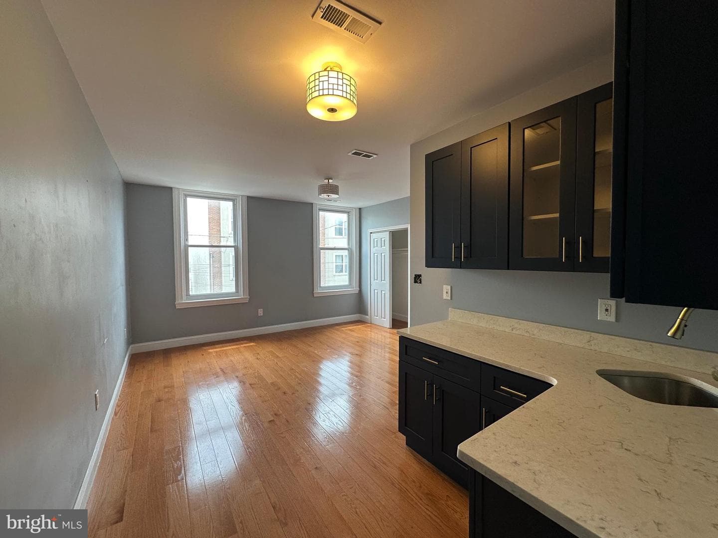 1117 Wallace Street photo 28