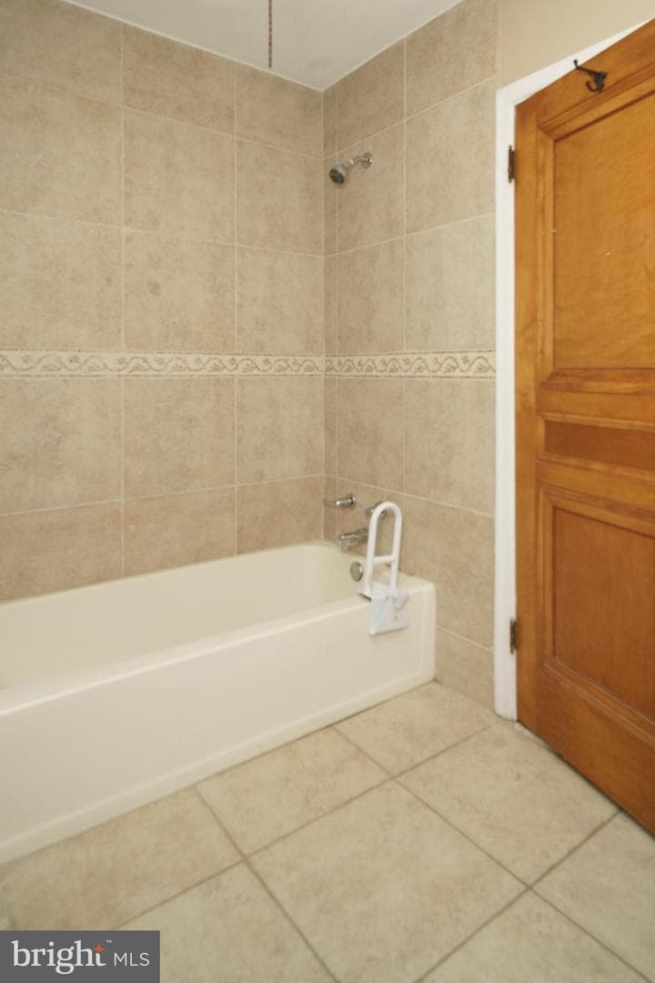 3322 Ryan Avenue photo 14