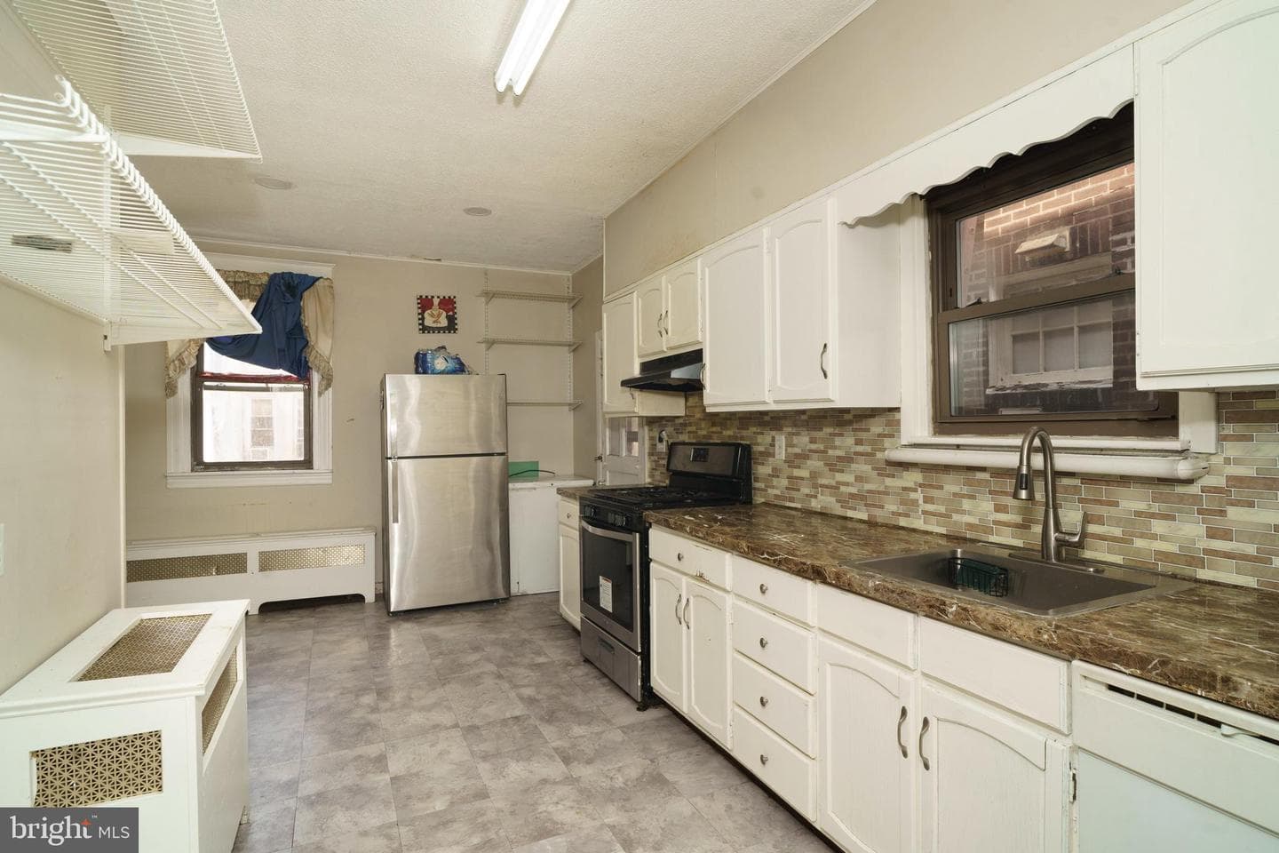 3322 Ryan Avenue photo 5