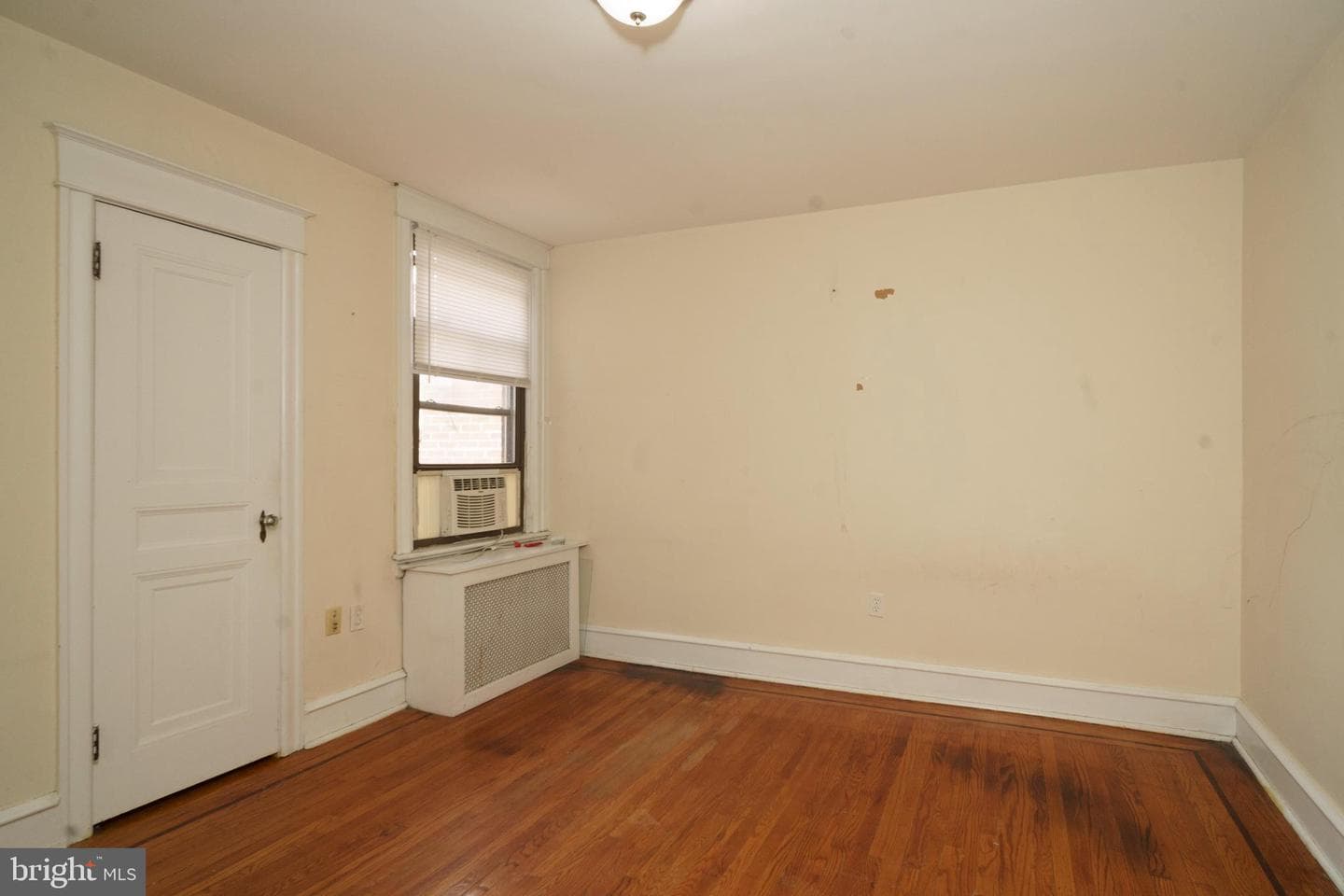 3322 Ryan Avenue photo 9