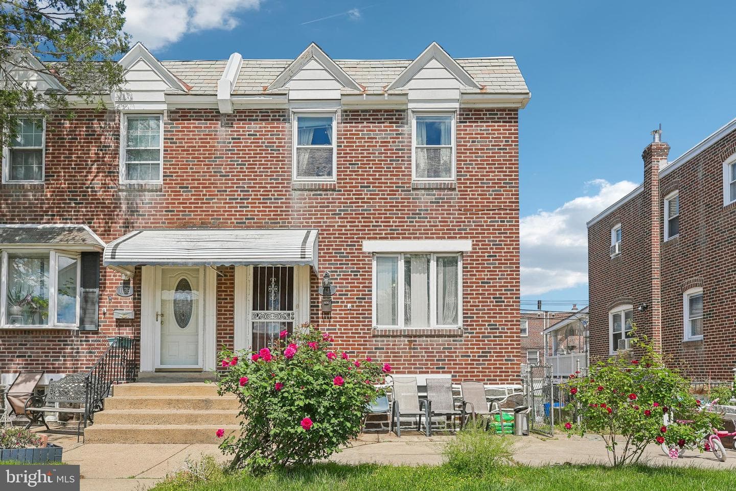 1131 Fanshawe Street photo 2