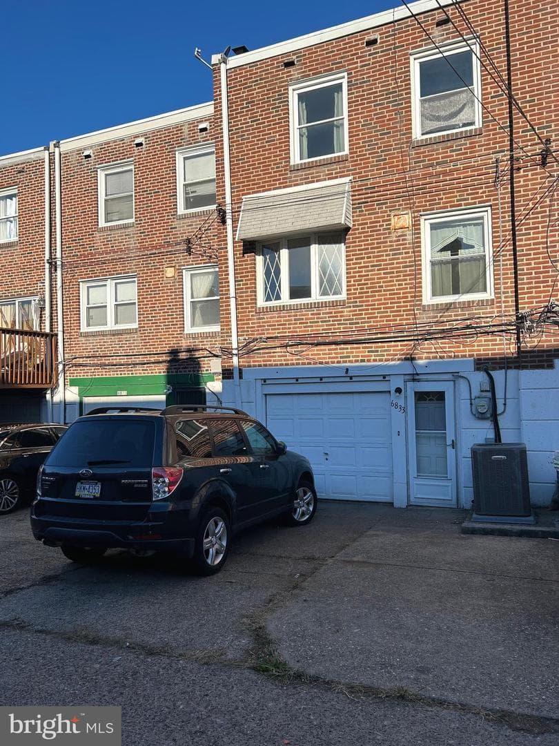 6833 E Roosevelt Boulevard photo 16