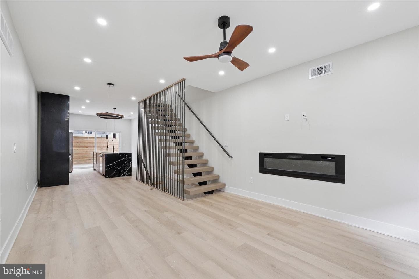 2230 Kimball Street photo 1