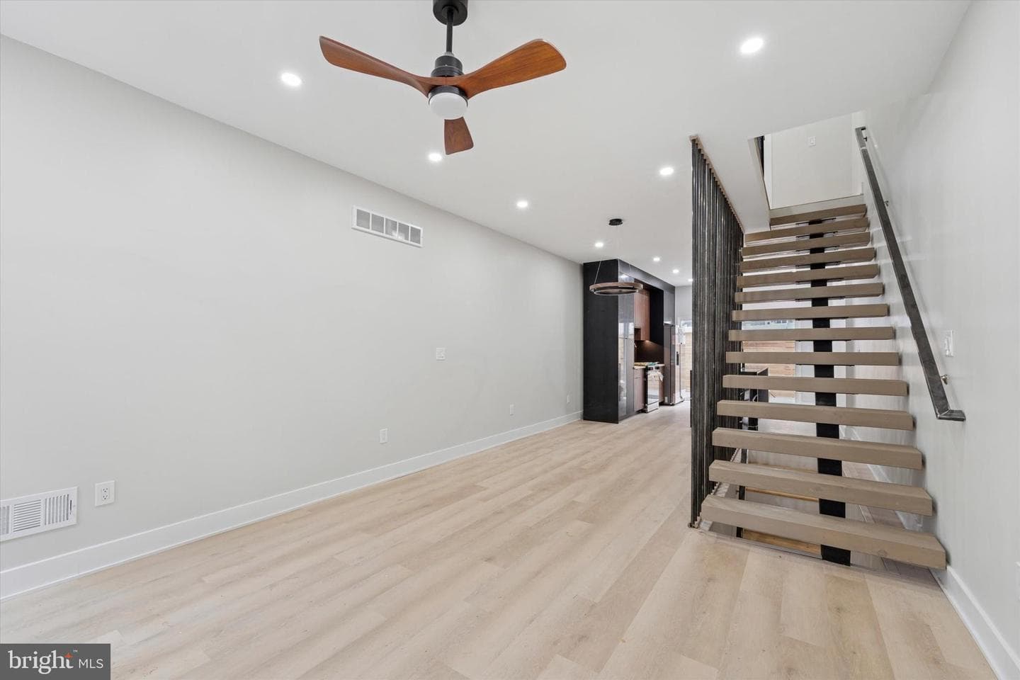 2230 Kimball Street photo 3