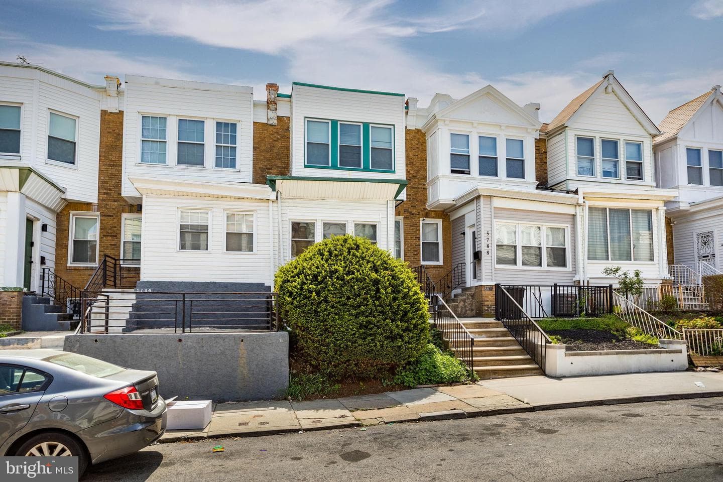 5786 Stewart Street photo 1