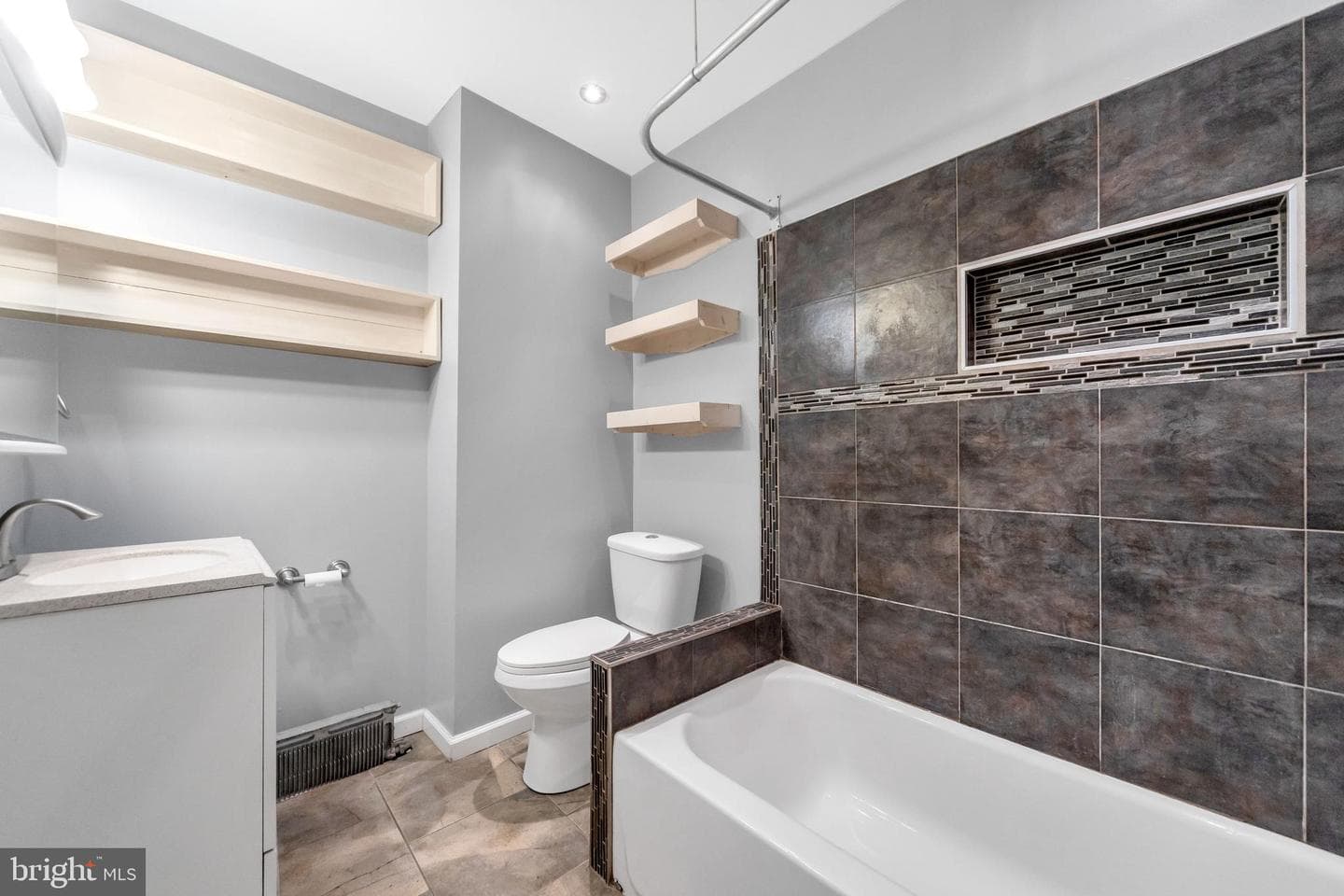 5786 Stewart Street photo 13