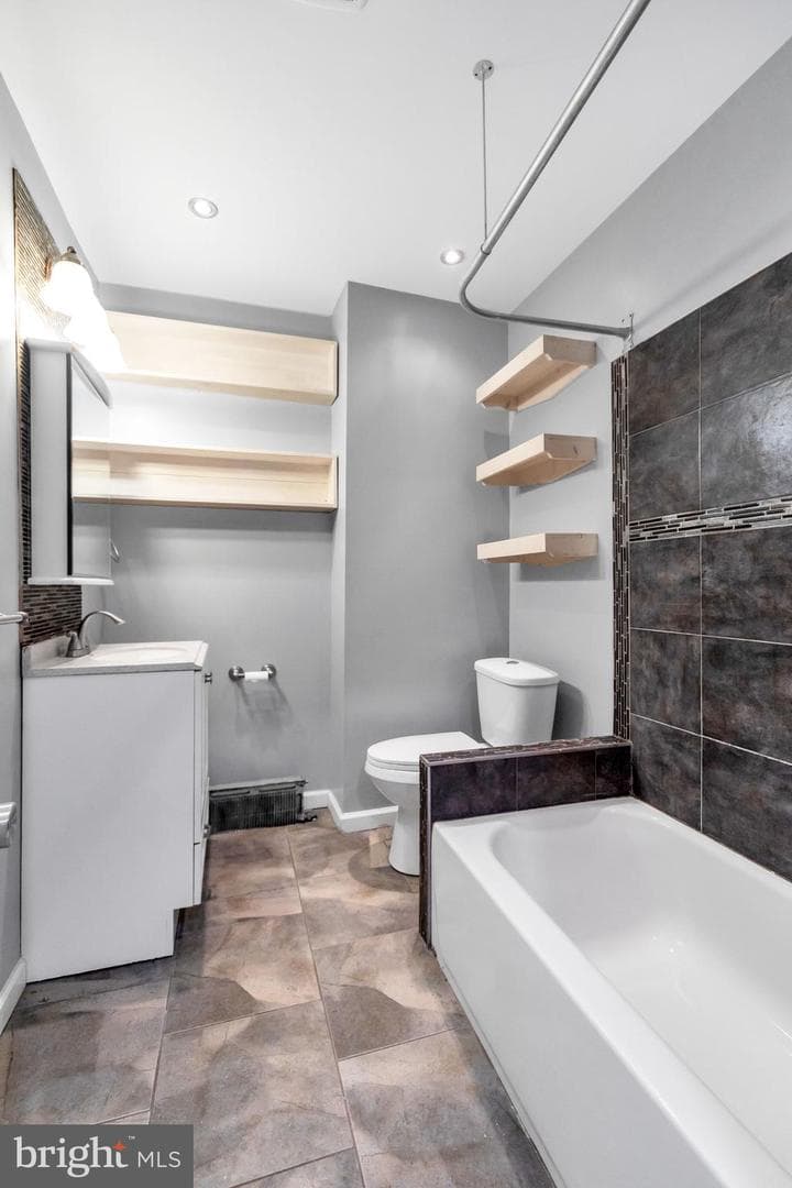 5786 Stewart Street photo 15