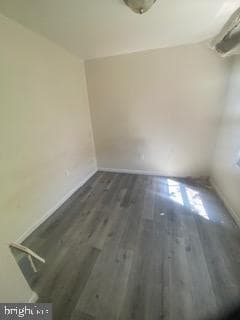1047 W Nevada Street photo 11