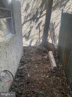 1047 W Nevada Street photo 18