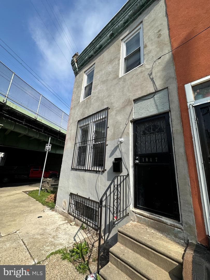 1047 W Nevada Street, Philadelphia