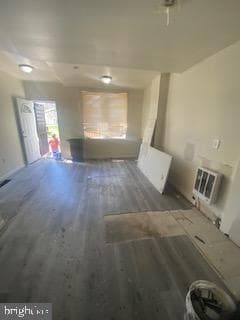 1047 W Nevada Street photo 4