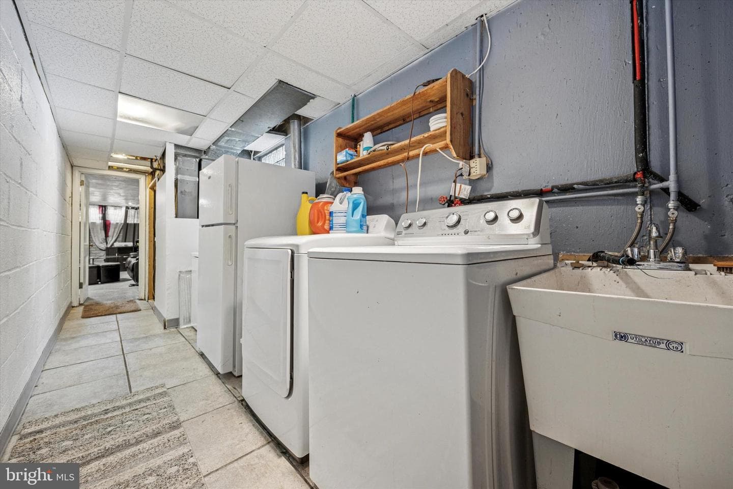805 Tyson Avenue photo 21