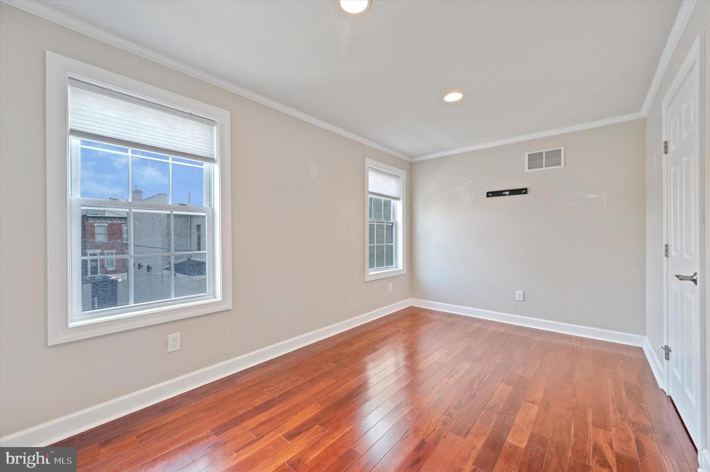 100 Sigel Street photo 15