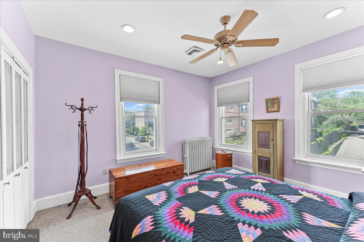 134 Osborn Street photo 16