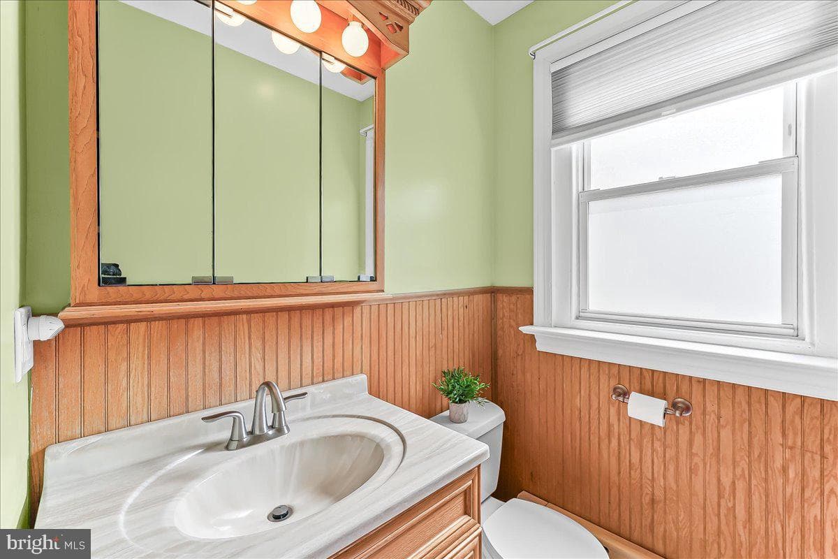 134 Osborn Street photo 17