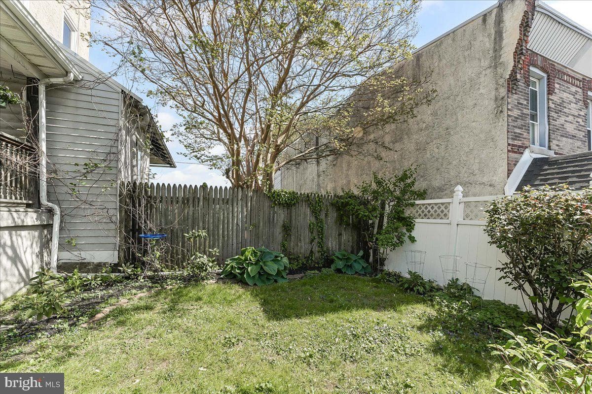 134 Osborn Street photo 29