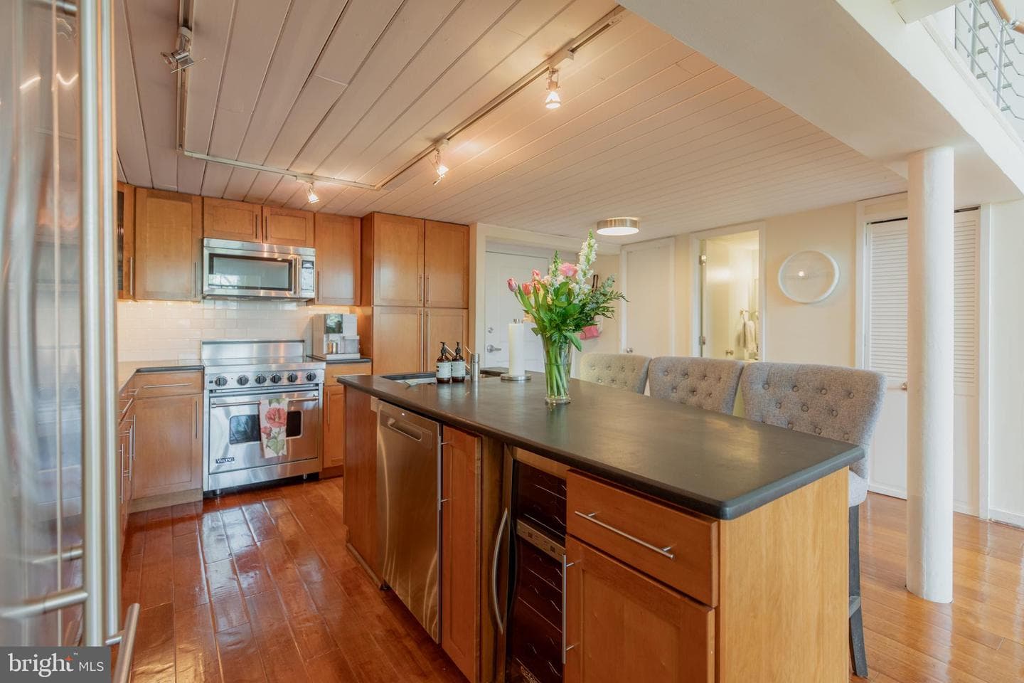 1023 Clinton Street #303 photo 17