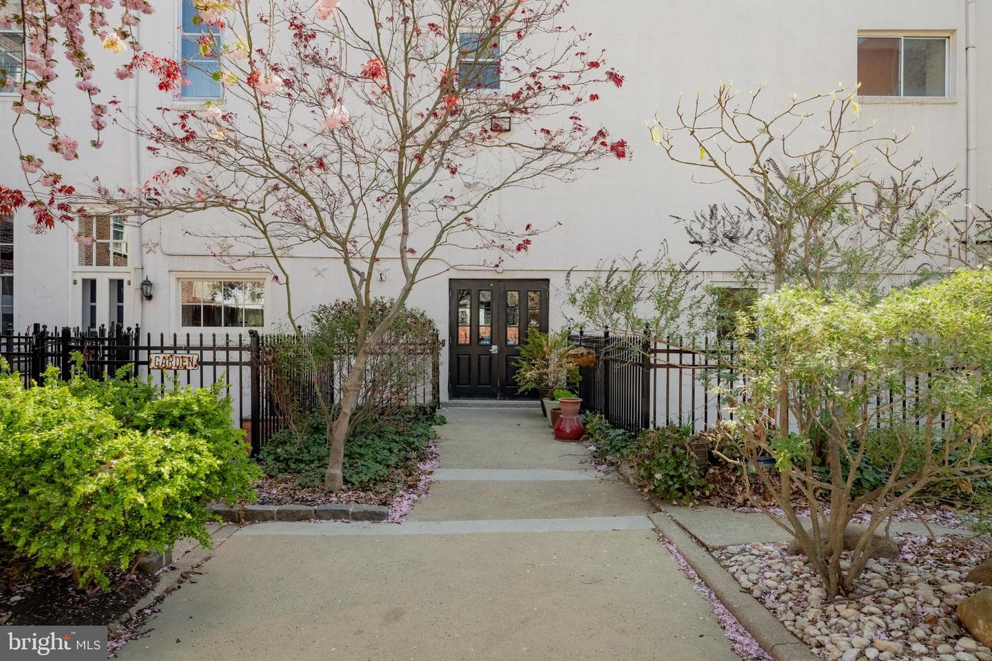1023 Clinton Street #303 photo 37
