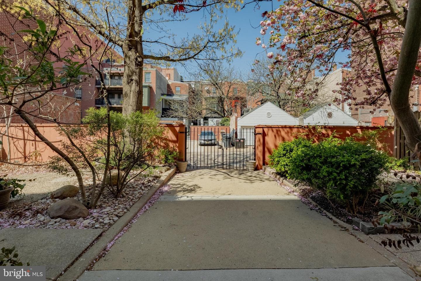 1023 Clinton Street #303 photo 39