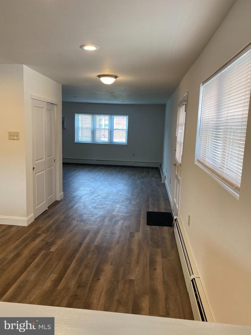 1148 Tabor Plaza photo 3